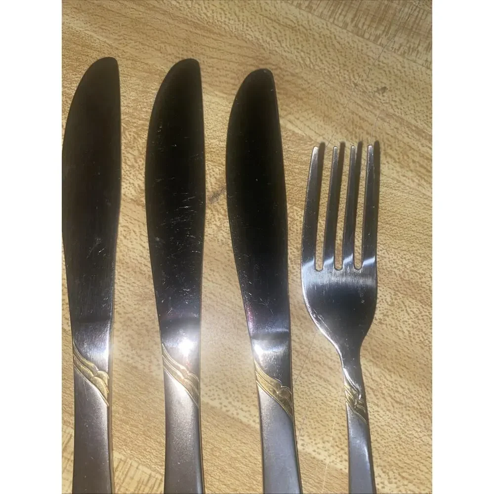 4 Pcs. KELLY GOLD Lenox Glossy 18/8 Gold Accent Stainless Steel Flatware